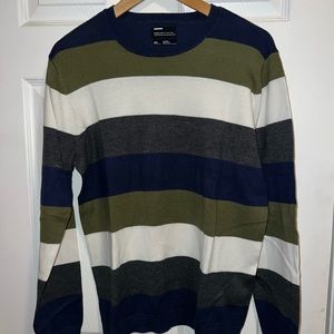 Dress crewneck